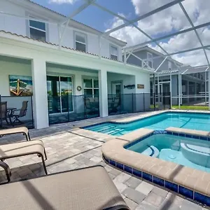 Modern Family Friendly With Grill & Pool Davenport